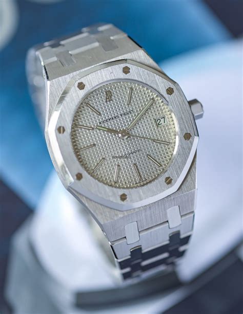 Prețuri pentru Audemars Piguet Royal Oak pe Chrono24